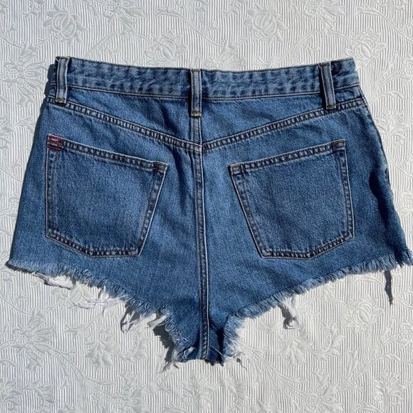 BBDG Urban Outfitters SIZE 31 Cheeky High Rise Cut Off 100% Cotton Jean Shorts - Picture 2 of 6